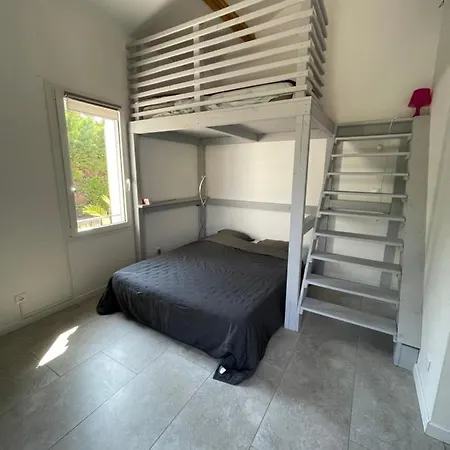 Pierre Et Mer, Maison 6 Personnes A Deux Pas Des Plages Holiday home Hyeres
